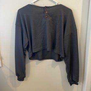 dark grey long sleeve crop top